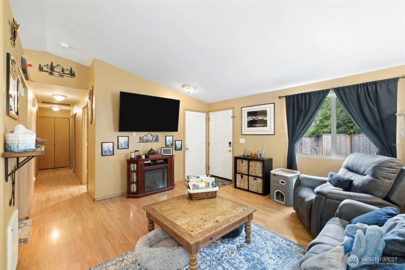 Property photo for 408 Amberwood Circle, Sultan photo 11