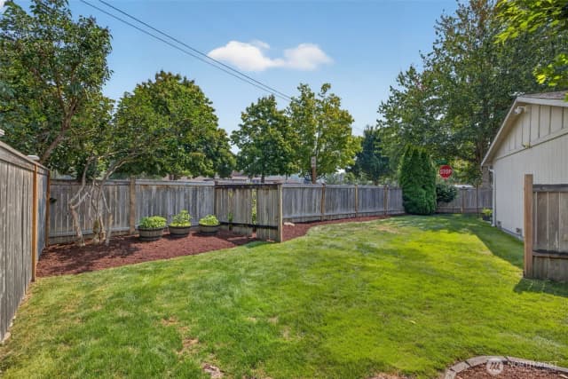 Property photo for 408 Amberwood Circle, Sultan photo 4