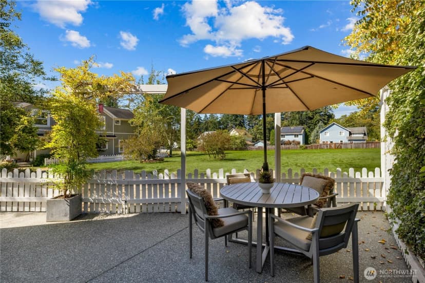 Property photo for 1827 Parade Grounds Avenue Ne, Bainbridge Island photo 19