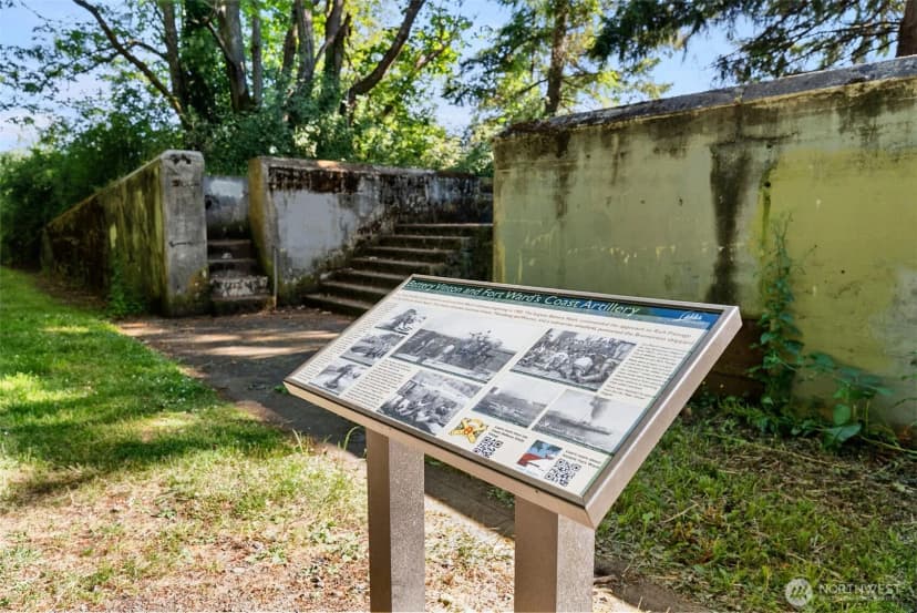 Property photo for 1827 Parade Grounds Avenue Ne, Bainbridge Island photo 25