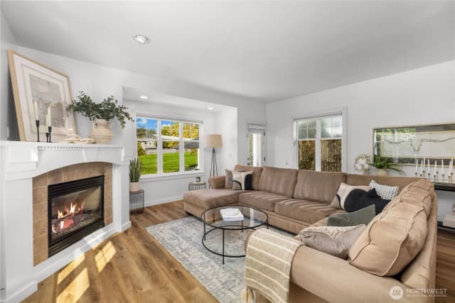 Property photo for 1827 Parade Grounds Avenue Ne, Bainbridge Island photo 3