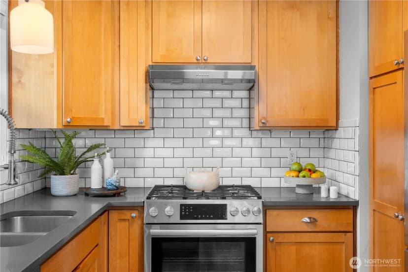 Property photo for 1827 Parade Grounds Avenue Ne, Bainbridge Island photo 9