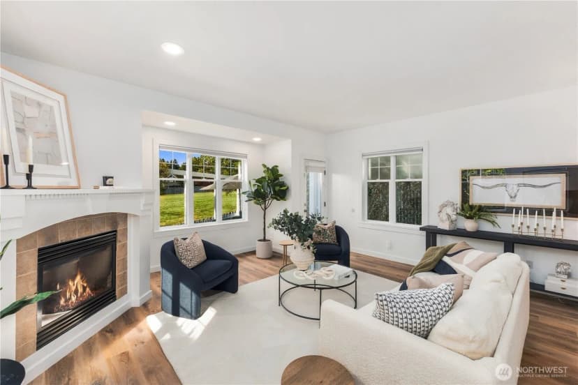 Property photo for 1827 Parade Grounds Avenue Ne, Bainbridge Island photo 2