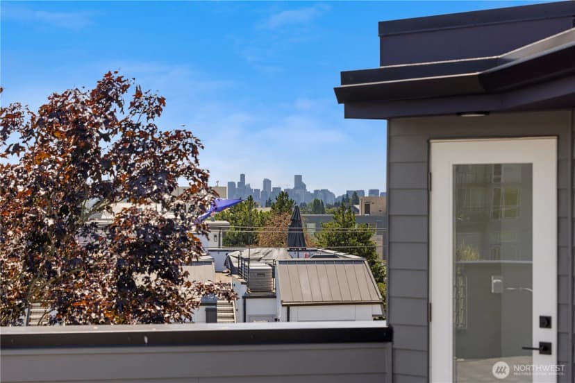 Property photo for 7009 9th Avenue Ne, Seattle photo 20