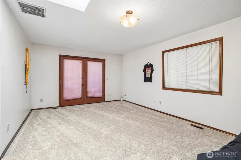 Property photo for 28400 16th Avenue S, Federal Way photo 15