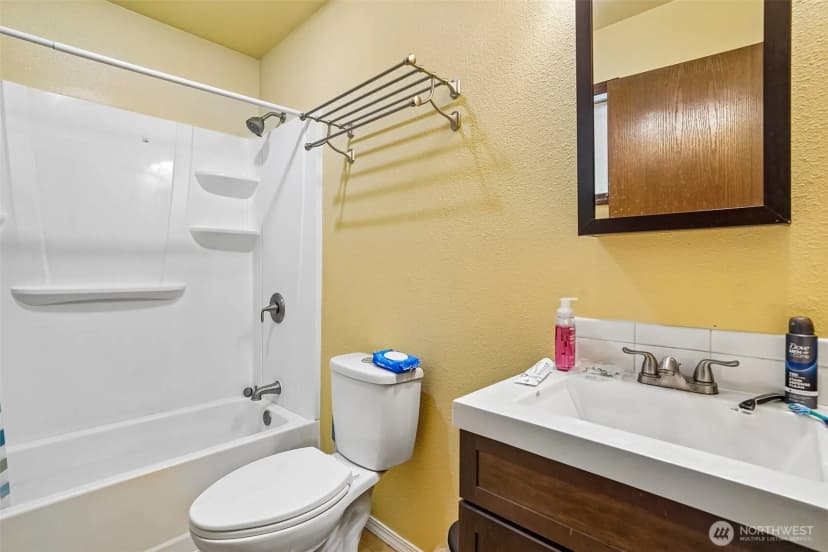 Property photo for 28400 16th Avenue S, Federal Way photo 14