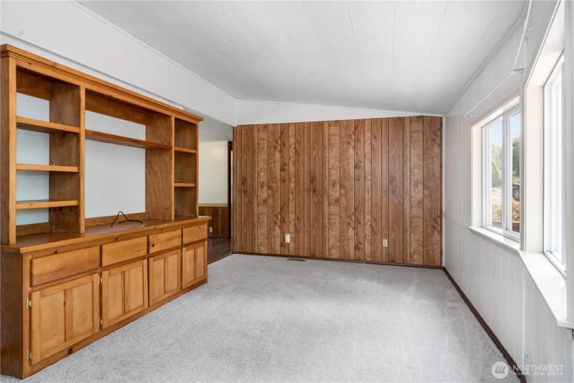 Property photo for 10110 Olalla Valley Road Se, Olalla photo 25