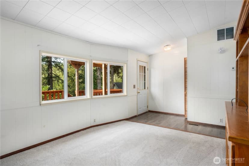 Property photo for 10110 Olalla Valley Road Se, Olalla photo 26
