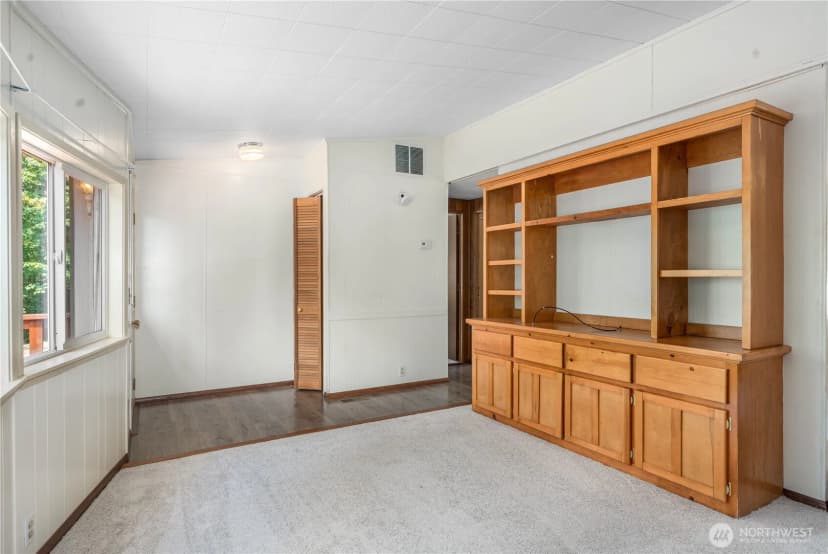 Property photo for 10110 Olalla Valley Road Se, Olalla photo 27