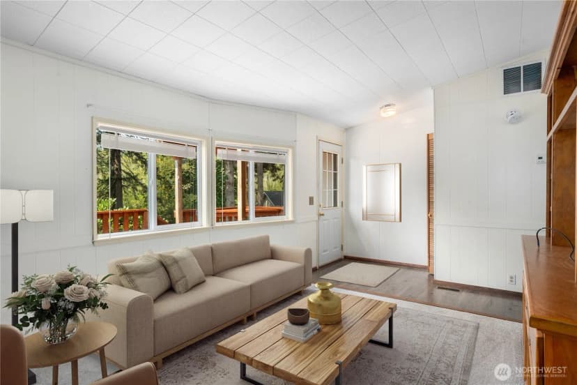 Property photo for 10110 Olalla Valley Road Se, Olalla photo 8