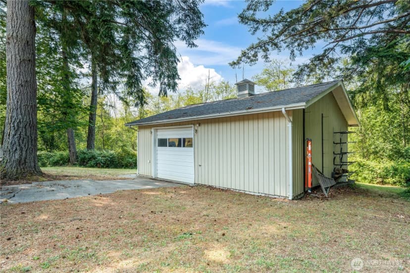 Property photo for 10110 Olalla Valley Road Se, Olalla photo 6