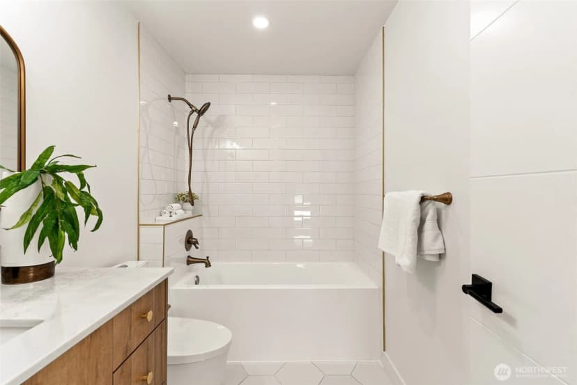 Property photo for 35730 26th Avenue S, Federal Way photo 24