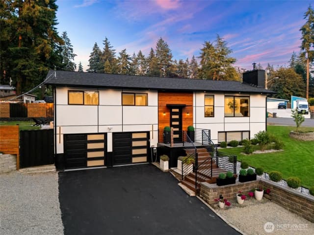 Property photo for 35730 26th Avenue S, Federal Way photo 3