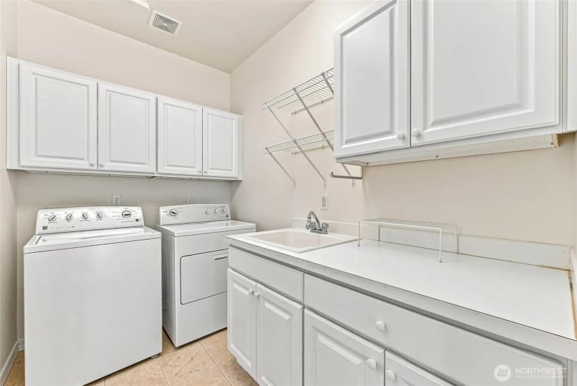 Property photo for 23918 Ne Adair Road, Redmond photo 16