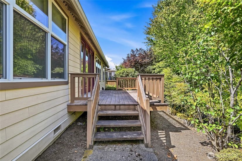 Property photo for 23918 Ne Adair Road, Redmond photo 19