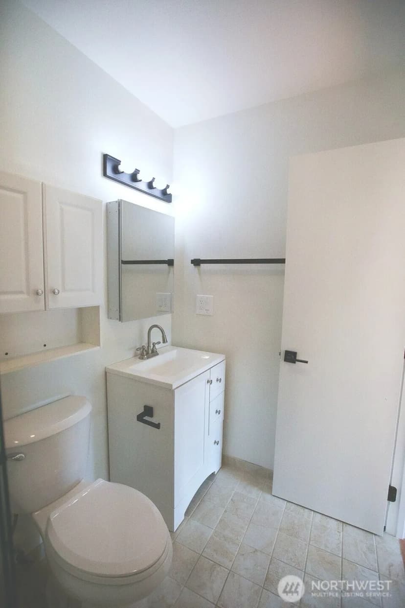 Property photo for 250 Tucker Avenue #18, Friday Harbor photo 8