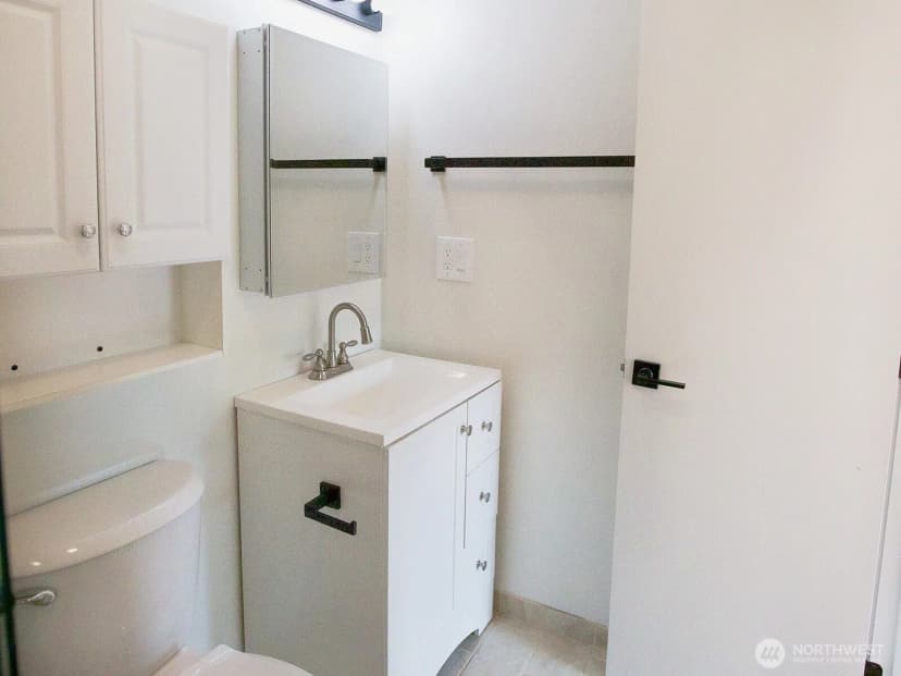 Property photo for 250 Tucker Avenue #18, Friday Harbor photo 14