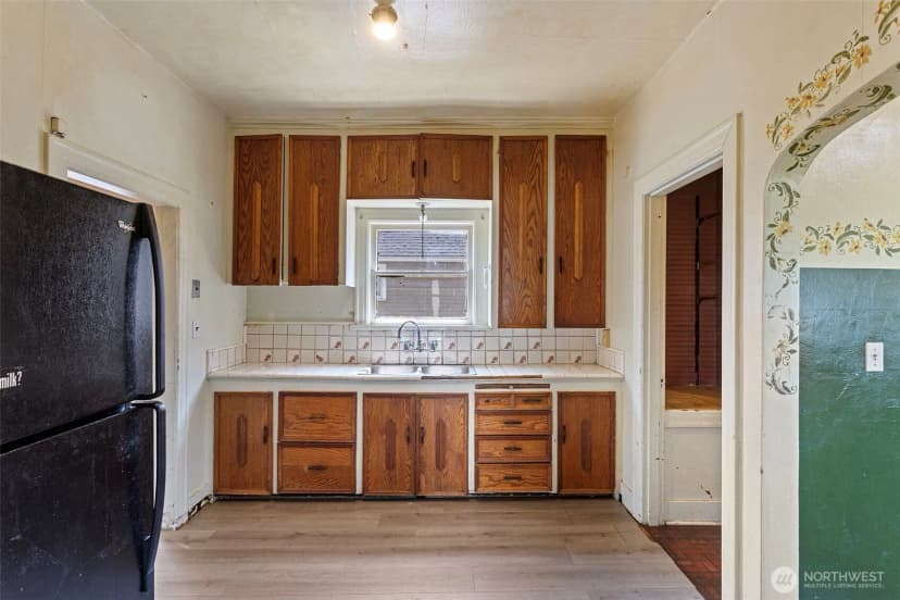 Property photo for 3029 21st Avenue S, Seattle photo 10