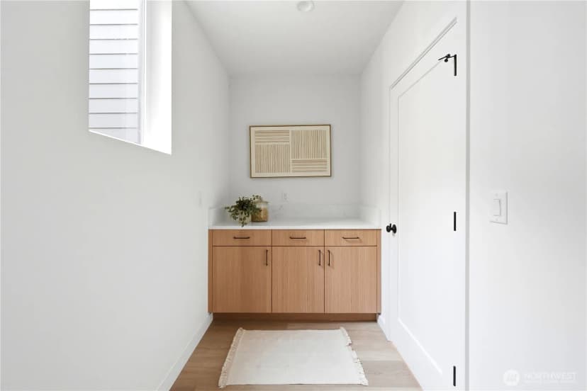 Property photo for 5301 49th Avenue Sw, Seattle photo 14