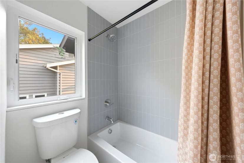 Property photo for 5301 49th Avenue Sw, Seattle photo 30