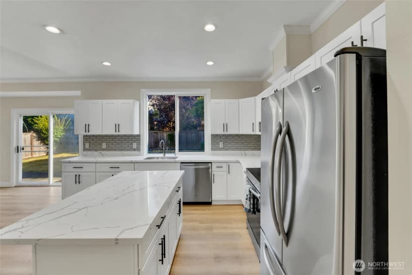 Property photo for 14604 Se 79th Drive, Newcastle photo 6