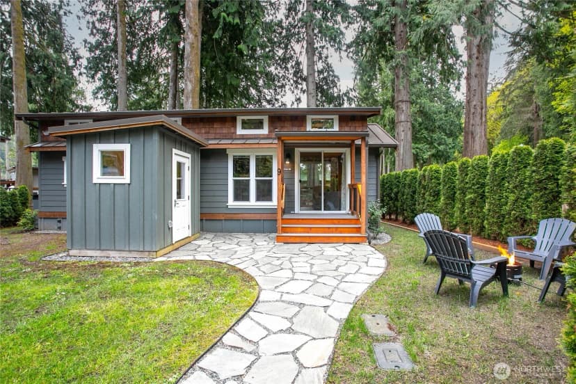 Property photo for 990 S Lake Whatcom Boulevard #9, Sedro Woolley photo 2