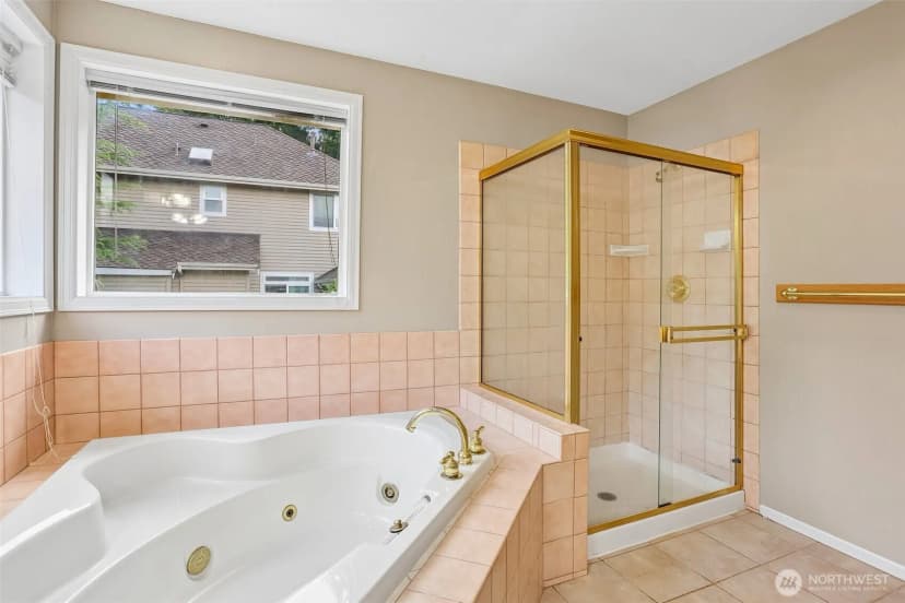 Property photo for 16580 Se 58th Place, Bellevue photo 18