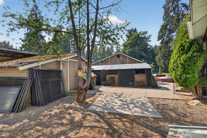 Property photo for 18701 Ave Snohomish, Snohomish photo 12