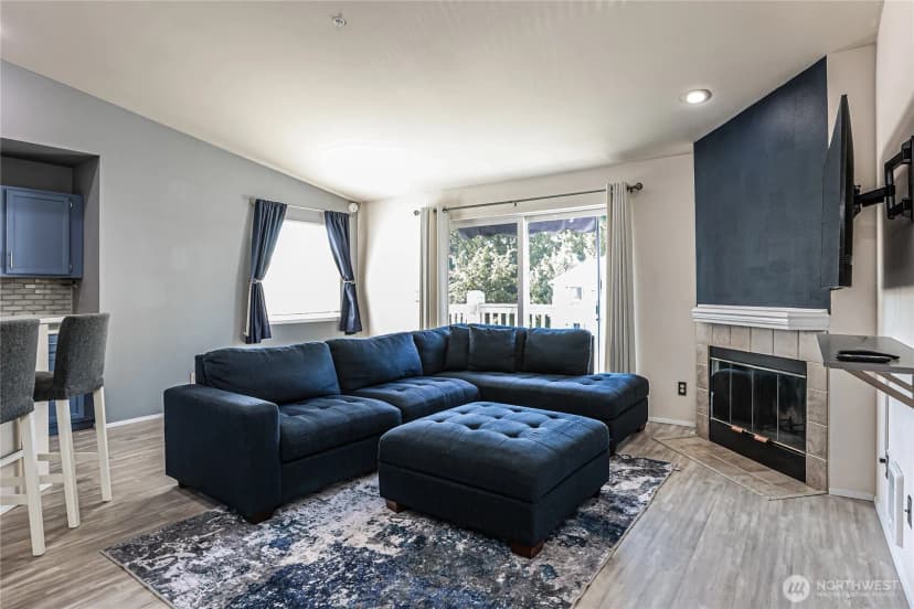 Property photo for 11325 19th Avenue Se #b304, Everett photo 5