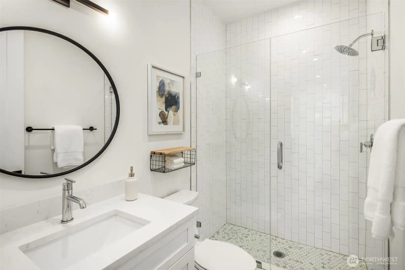 Property photo for 436 10th Avenue #b, Kirkland photo 14