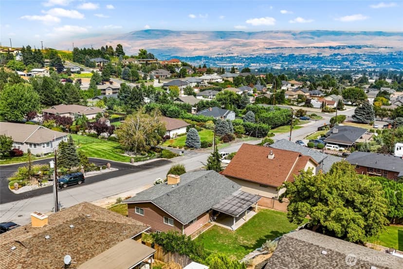 Property photo for 2315 Lester Street, Wenatchee photo 31