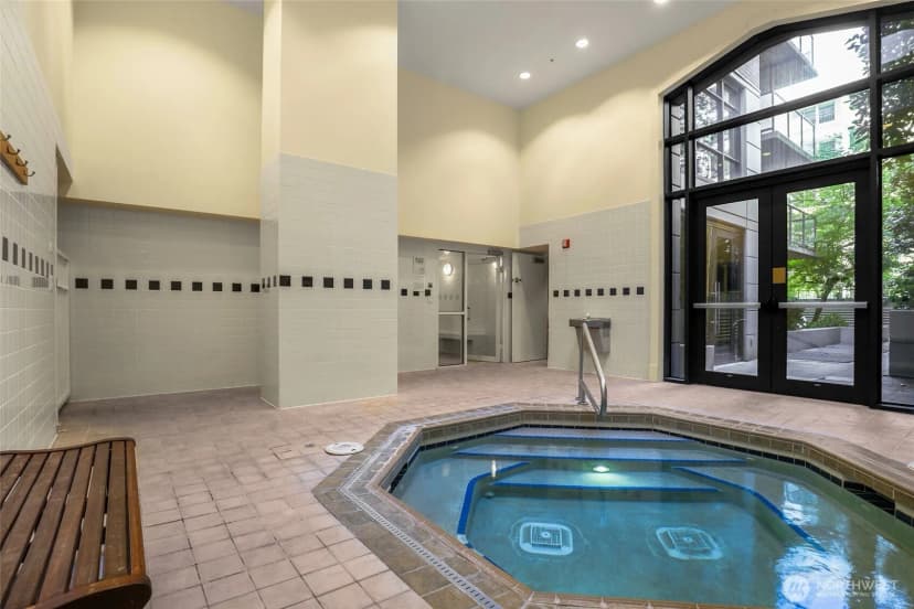 Property photo for 1420 Terry Avenue #304, Seattle photo 17