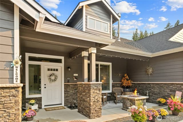 Property photo for 330 Pioneer Trail Road, Cle Elum photo 2