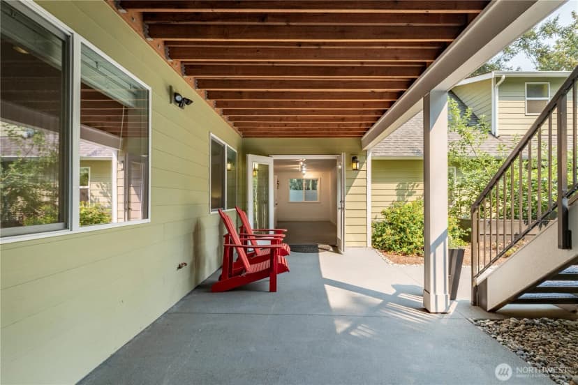 Property photo for 11633 Ne 92nd St, Kirkland photo 23
