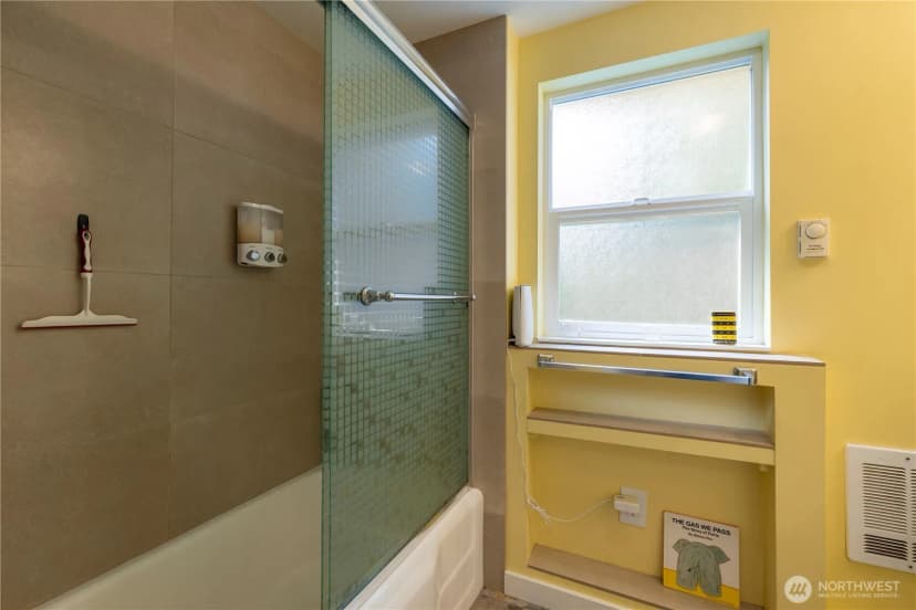Property photo for 11633 Ne 92nd St, Kirkland photo 37