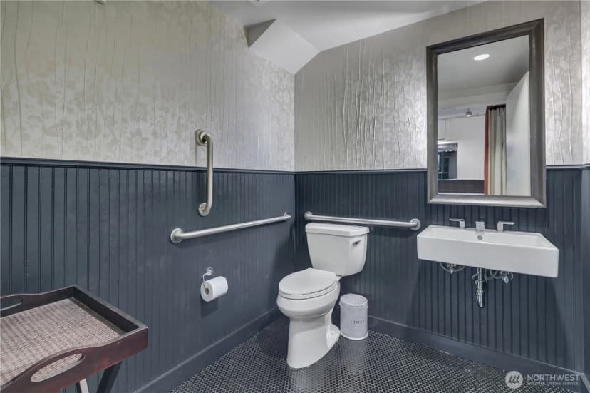 Property photo for 900 Lenora Street #w103, Seattle photo 37