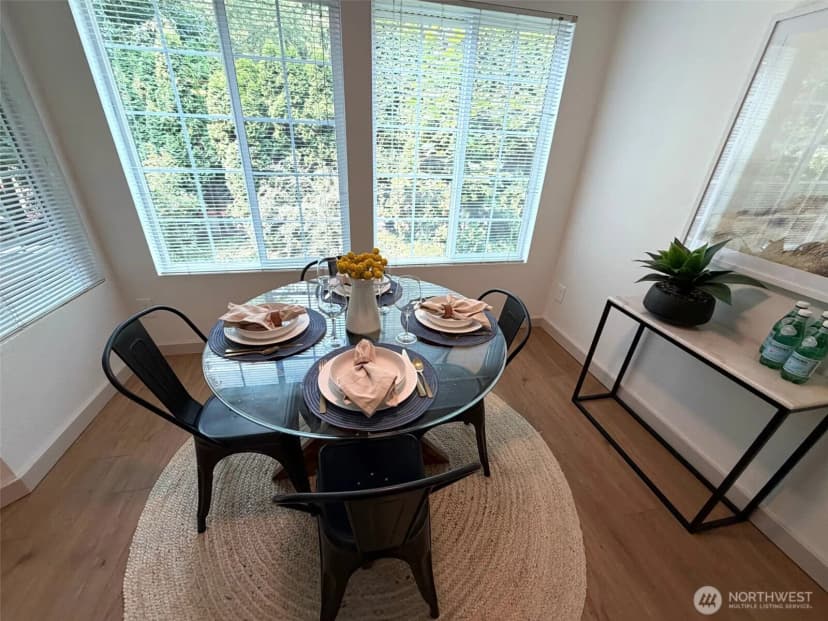 Property photo for 10016 Ne 120th Lane #f202, Kirkland photo 7