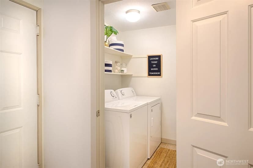 Property photo for 10016 Ne 120th Lane #f202, Kirkland photo 21