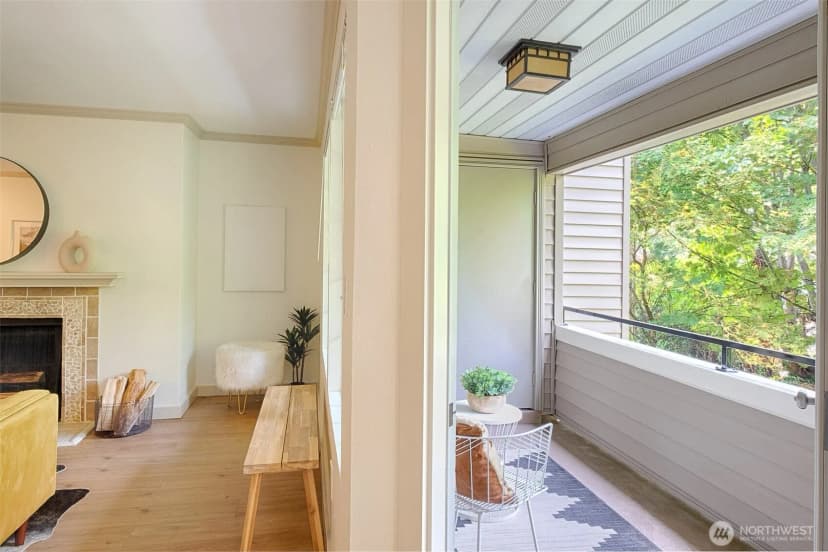 Property photo for 10016 Ne 120th Lane #f202, Kirkland photo 11