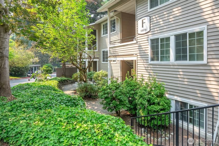 Property photo for 10016 Ne 120th Lane #f202, Kirkland photo 25