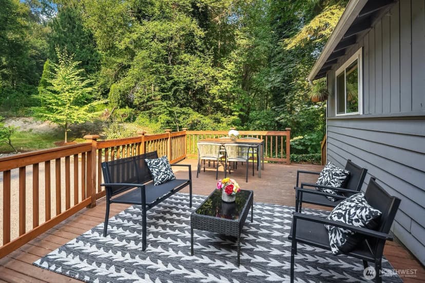 Property photo for 15650 Issaquah Hobart Road Se, Issaquah photo 26