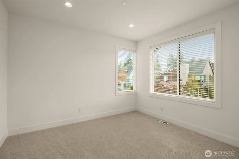 Property photo for 11707 177th Place Ne, Redmond photo 25