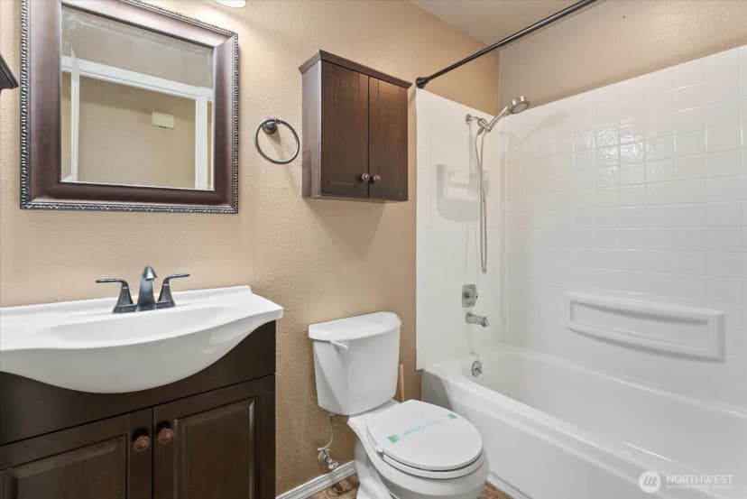 Property photo for 19329 142nd Place Se, Renton photo 12