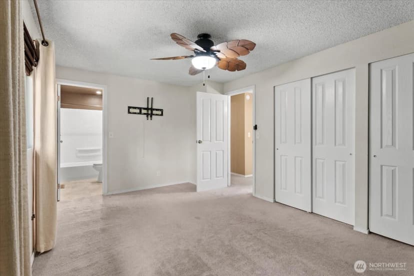 Property photo for 19329 142nd Place Se, Renton photo 8