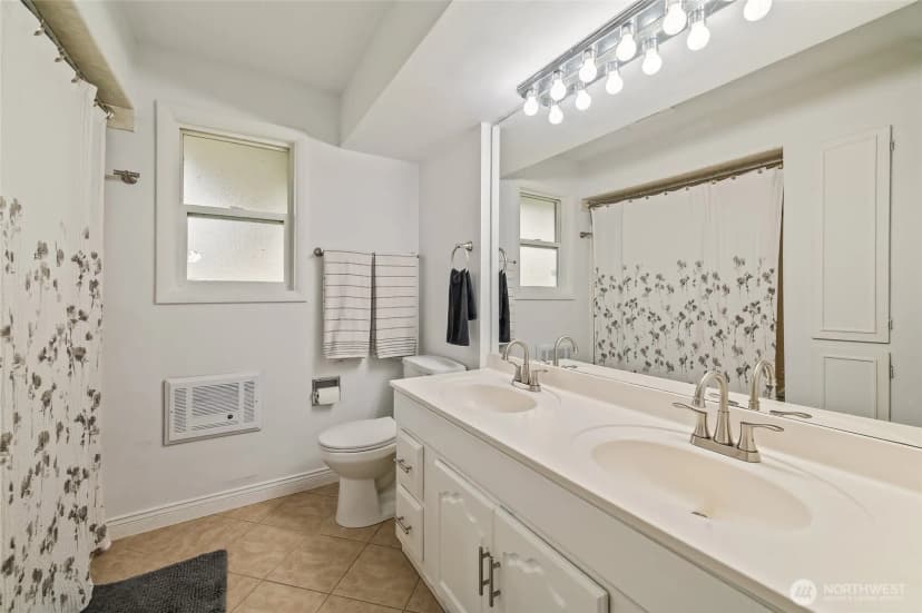 Property photo for 203 Se 1st, East Wenatchee photo 30