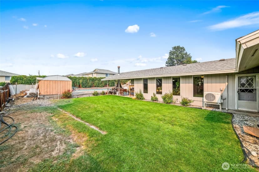Property photo for 203 Se 1st, East Wenatchee photo 37