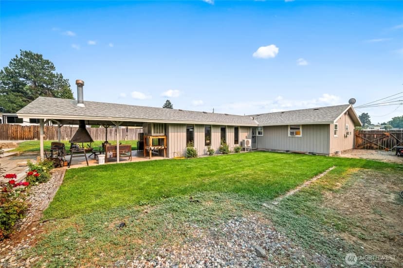 Property photo for 203 Se 1st, East Wenatchee photo 36