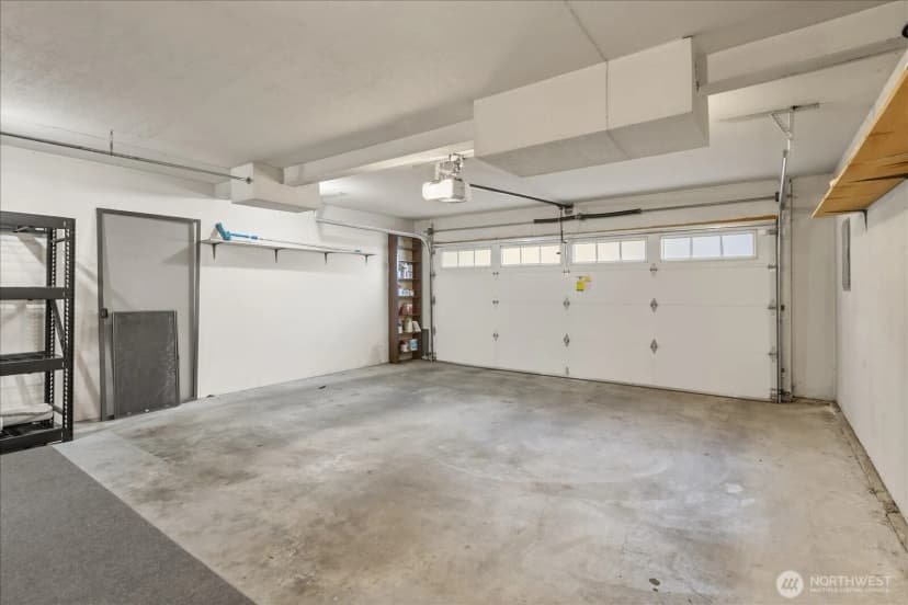 Property photo for 9910 Ne 116th Street #202, Kirkland photo 26