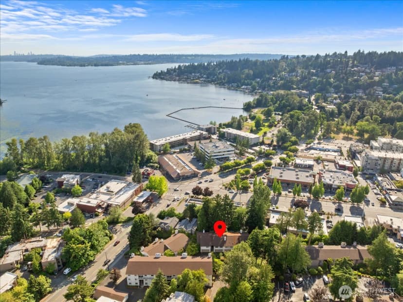 Property photo for 9910 Ne 116th Street #202, Kirkland photo 32