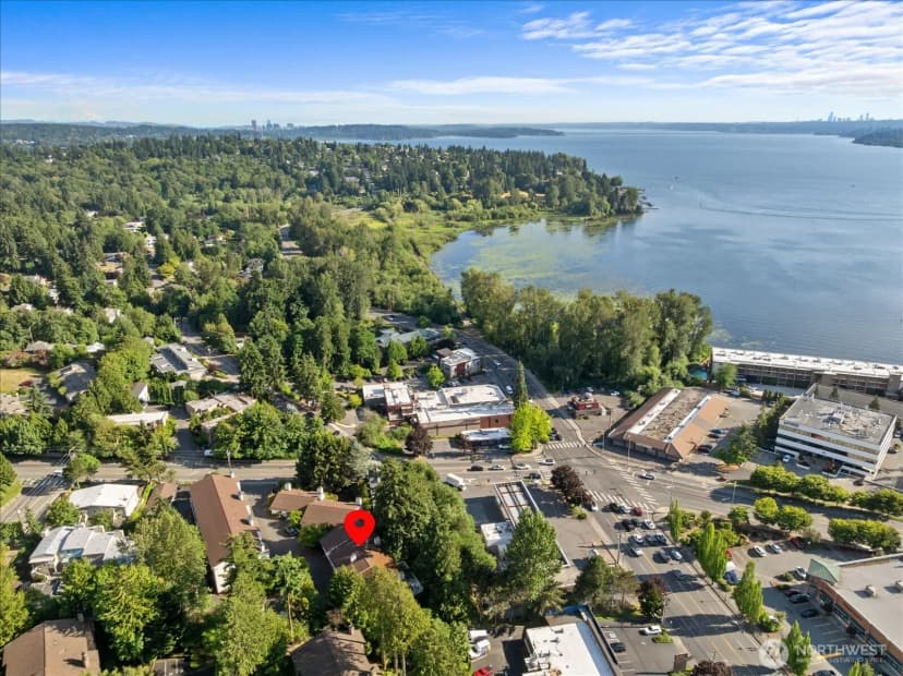 Property photo for 9910 Ne 116th Street #202, Kirkland photo 33